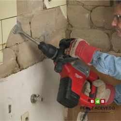 MARTILLO DEMOLEDOR ELECTRICO SDS-MAX 5KG K500S 1300 W. MILWAUKEE
